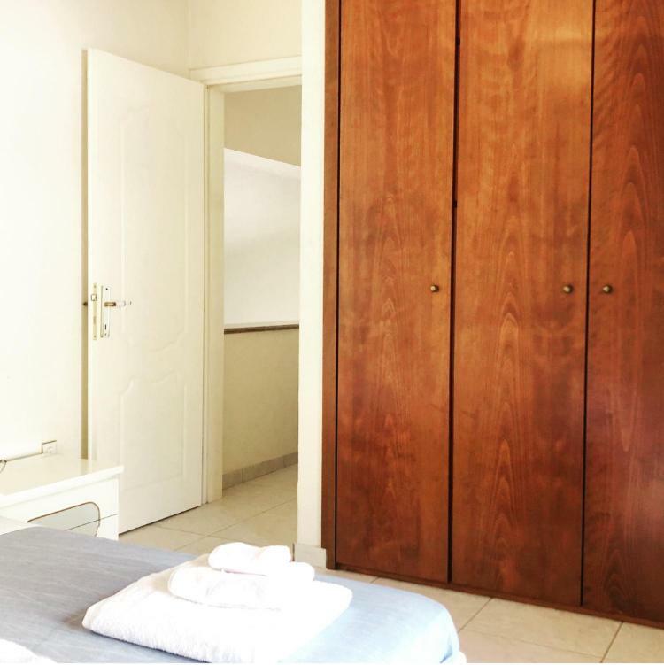 Bright & Spacious Seaview Villa 시비리 외부 사진