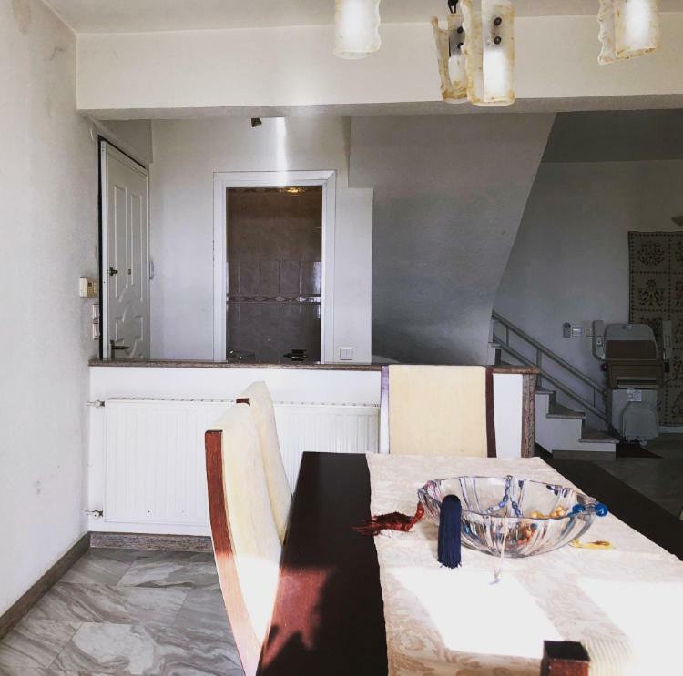 Bright & Spacious Seaview Villa 시비리 외부 사진