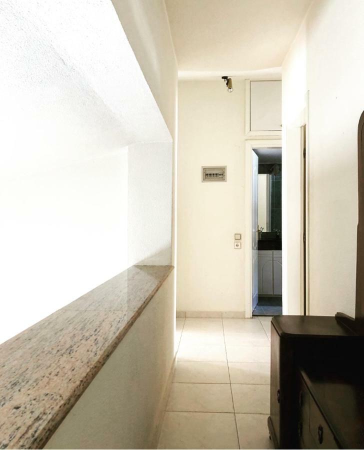 Bright & Spacious Seaview Villa 시비리 외부 사진